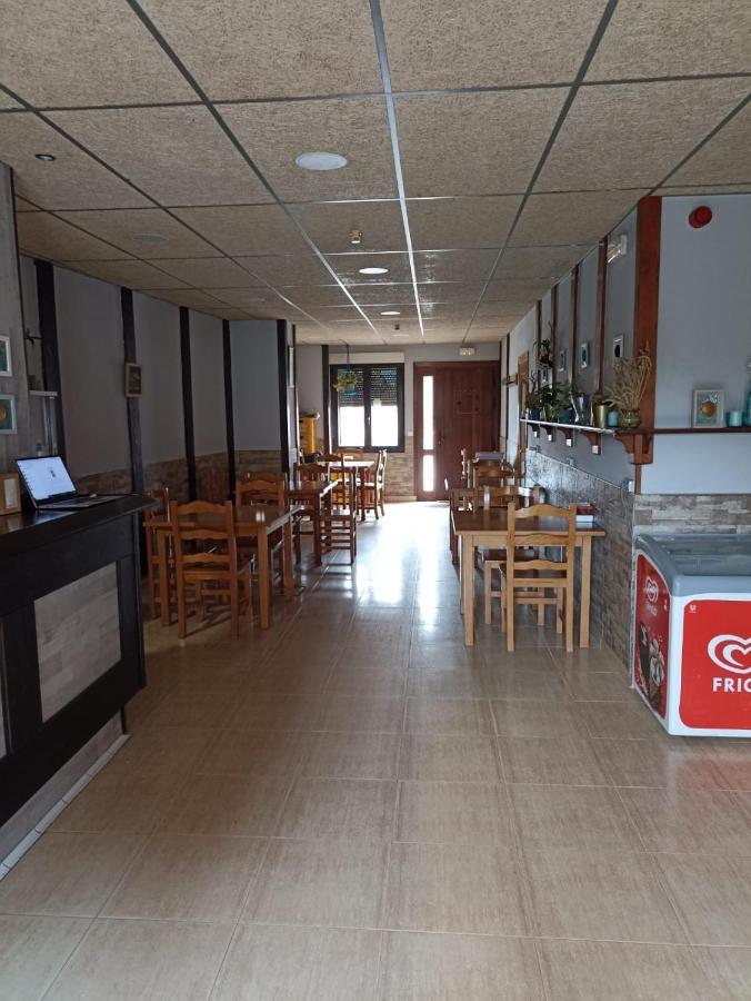 Taberna Albergue Municipal De Ages Εξωτερικό φωτογραφία